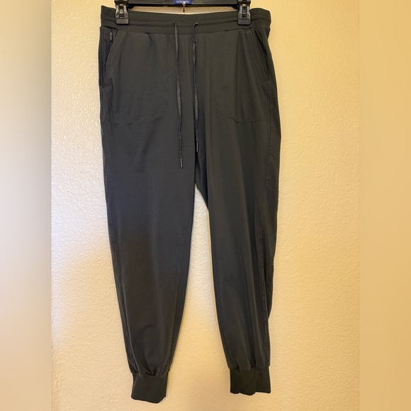 Zella Live In Pocket Joggers Forged Grey (Gray) Women’s Small - Picture 9 of 11
